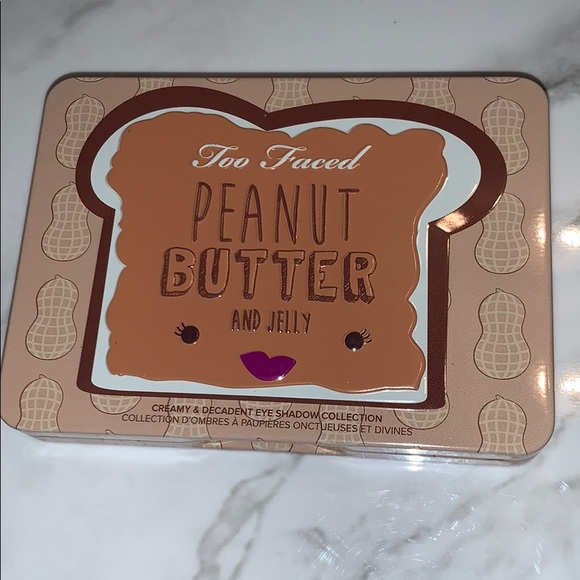 Too Faced Peanut Butter & Jelly Eyeshadow Palette - Picture 10 of 16